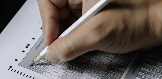 Using a scantron to answer multiple-choice questions